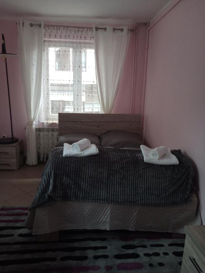 Uroczy Apartament Kraków Exteriör bild