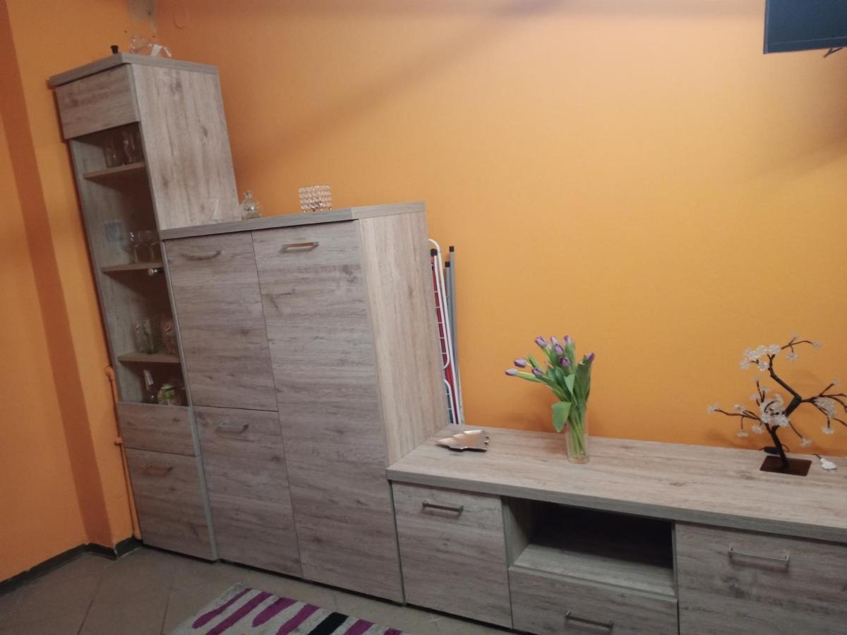 Uroczy Apartament Kraków Exteriör bild