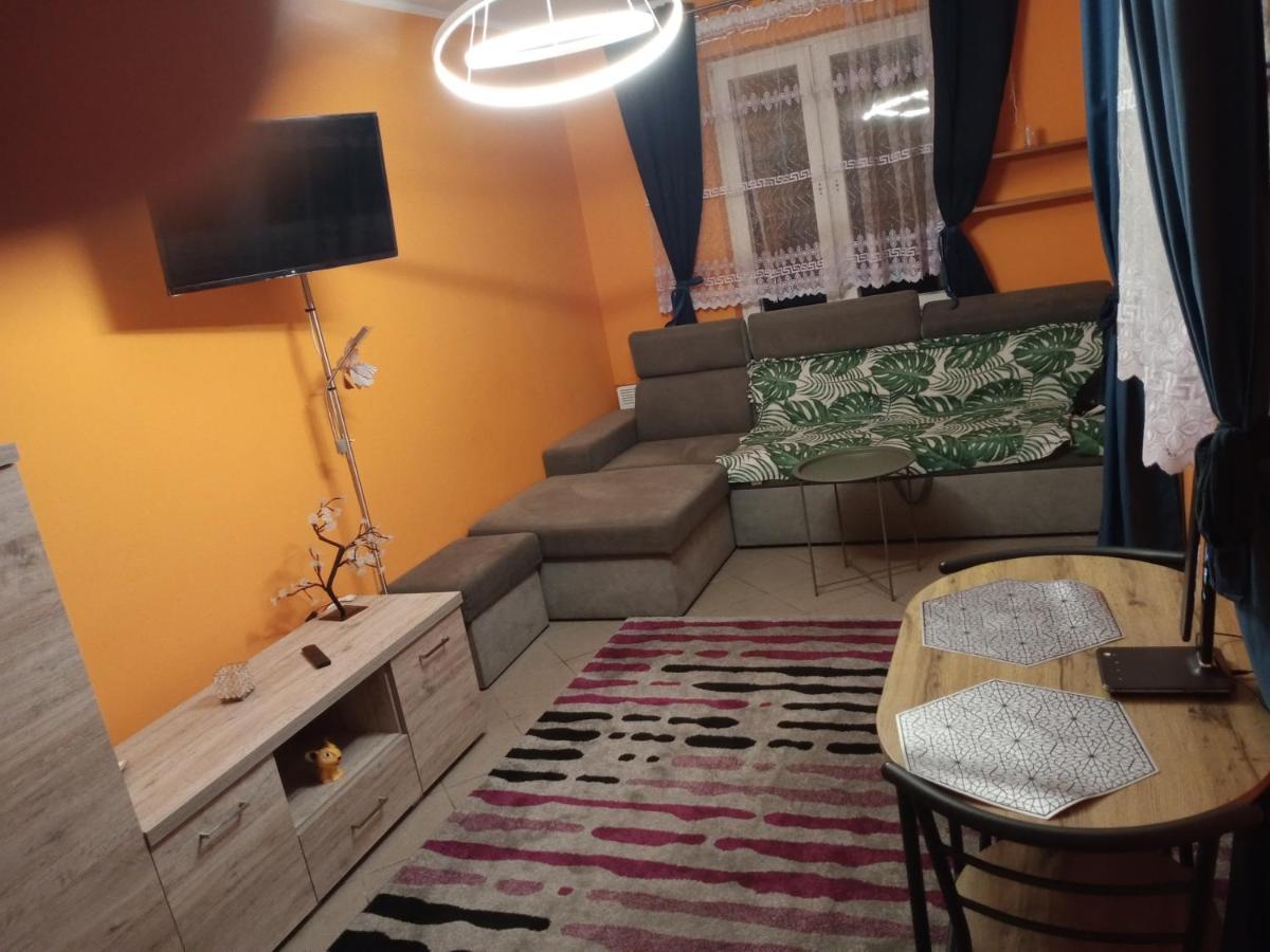 Uroczy Apartament Kraków Exteriör bild